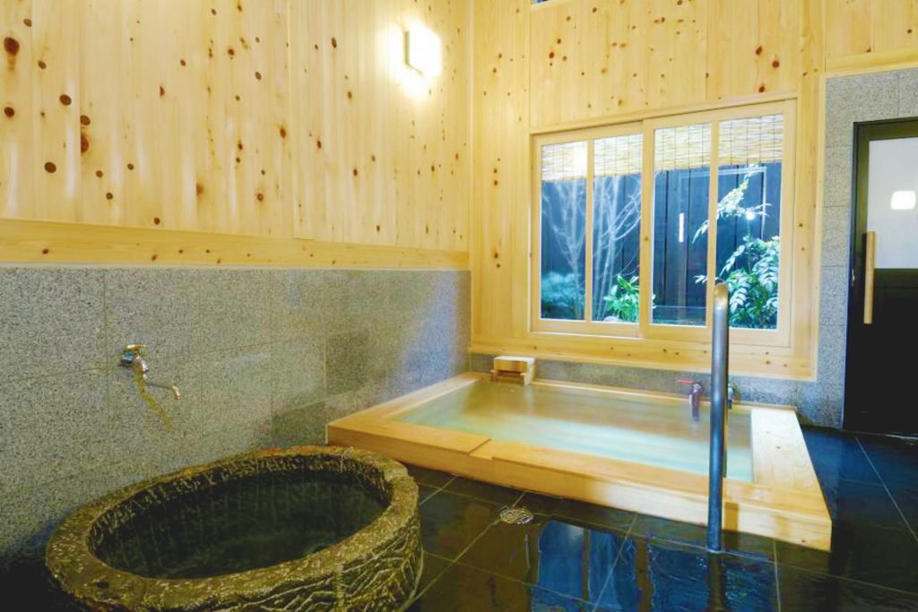 ♨️ 가족 온천 미인의 탕 (카조쿠온센 비진노유)